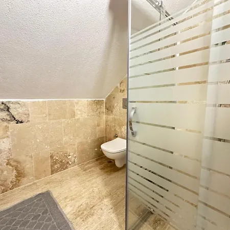 Yazz Villa