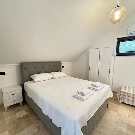 Villa Yazz *