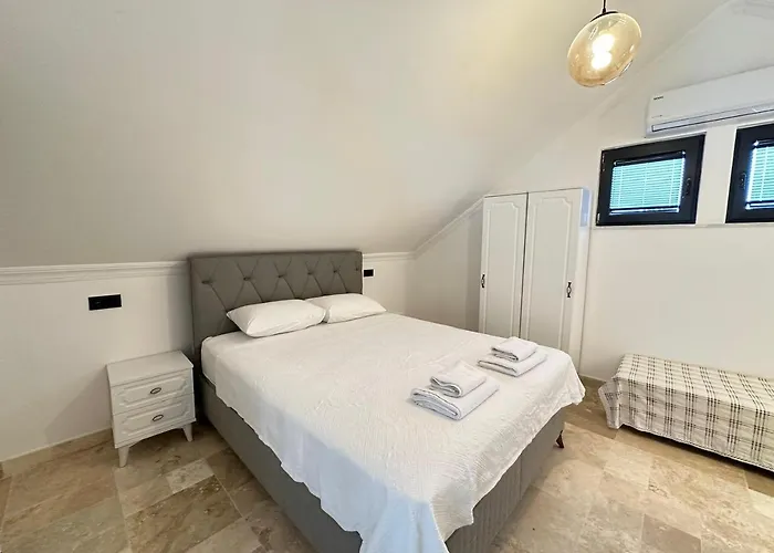 Villa Yazz *